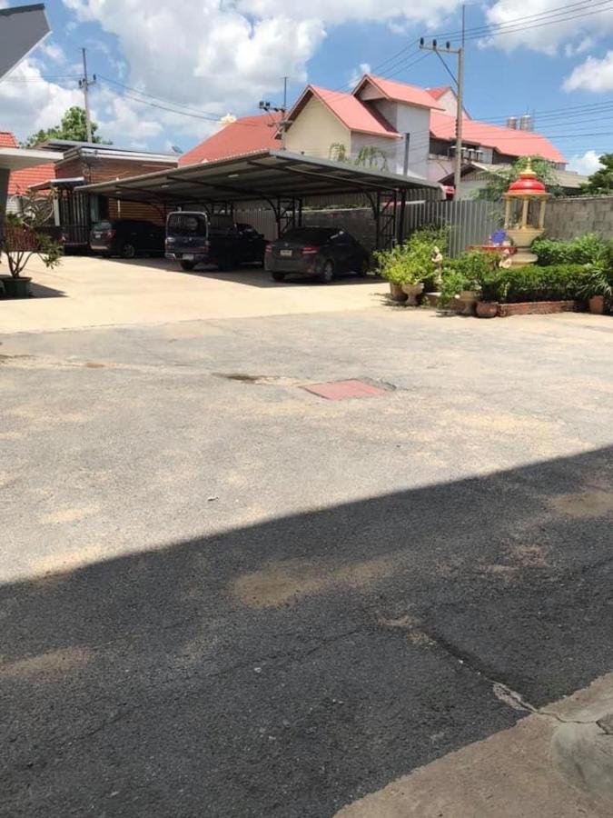 Vatchara Northgate Hotel ナコンサワン エクステリア 写真